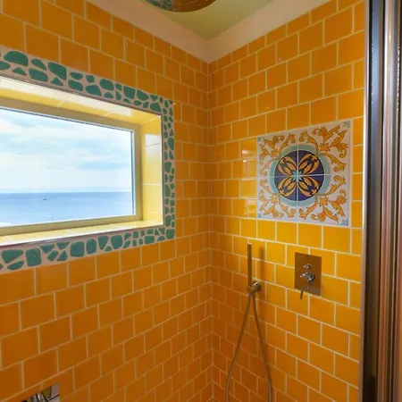 Bianca Hotel 4*