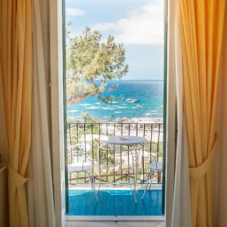 Bianca Forio (Isola d'Ischia)