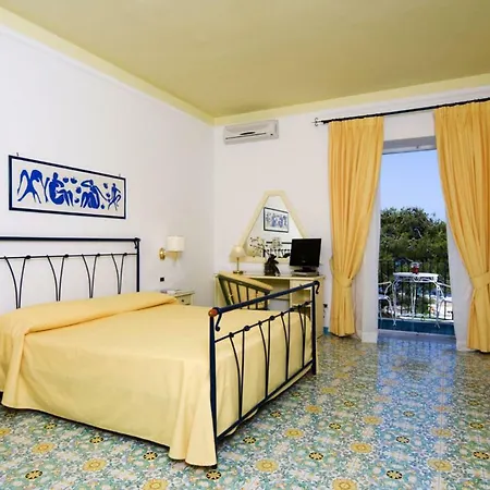ホテル Bianca Forio di Ischia