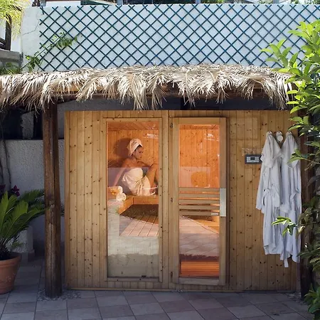 Bianca Hotel 4*