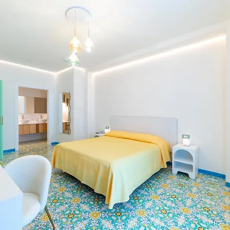 Bianca Otel 4*