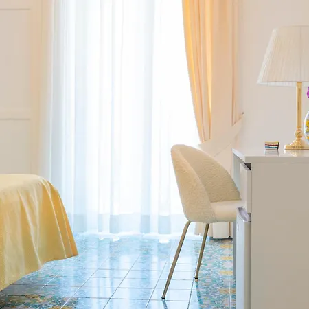 Otel Bianca 4*