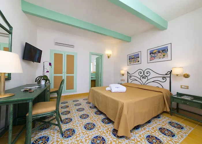 Otel Bianca 4*